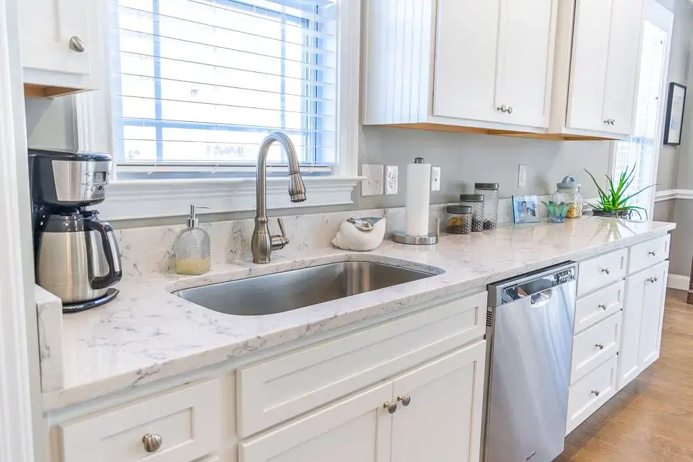 Arctic Ivory Quartz Kitchen Island