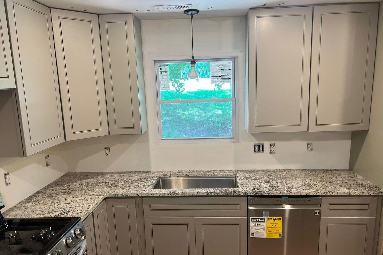 Biscotti White Granite Countertops