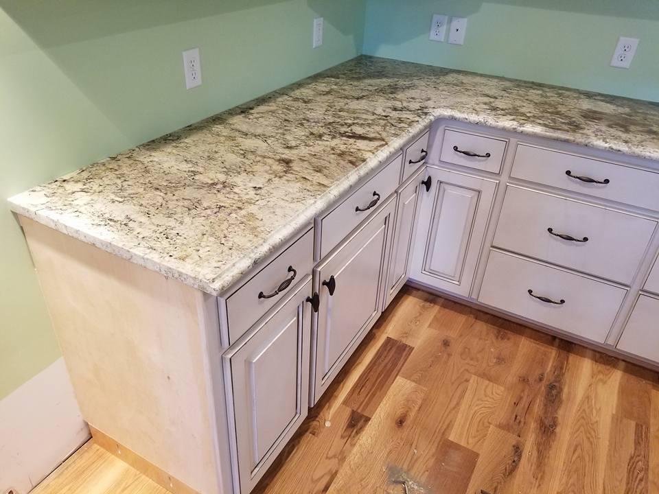 Sienna Bordeaux Granite Countertop Corner